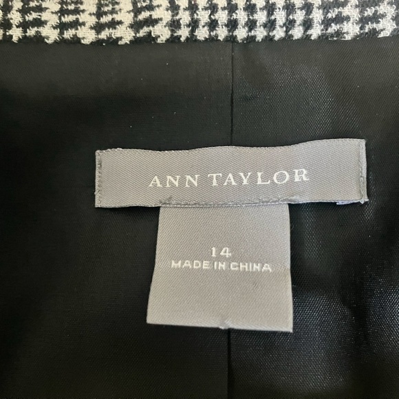 Ann Taylor Black White Houndstooth Plaid Blazer Size 4 - Picture 3 of 7